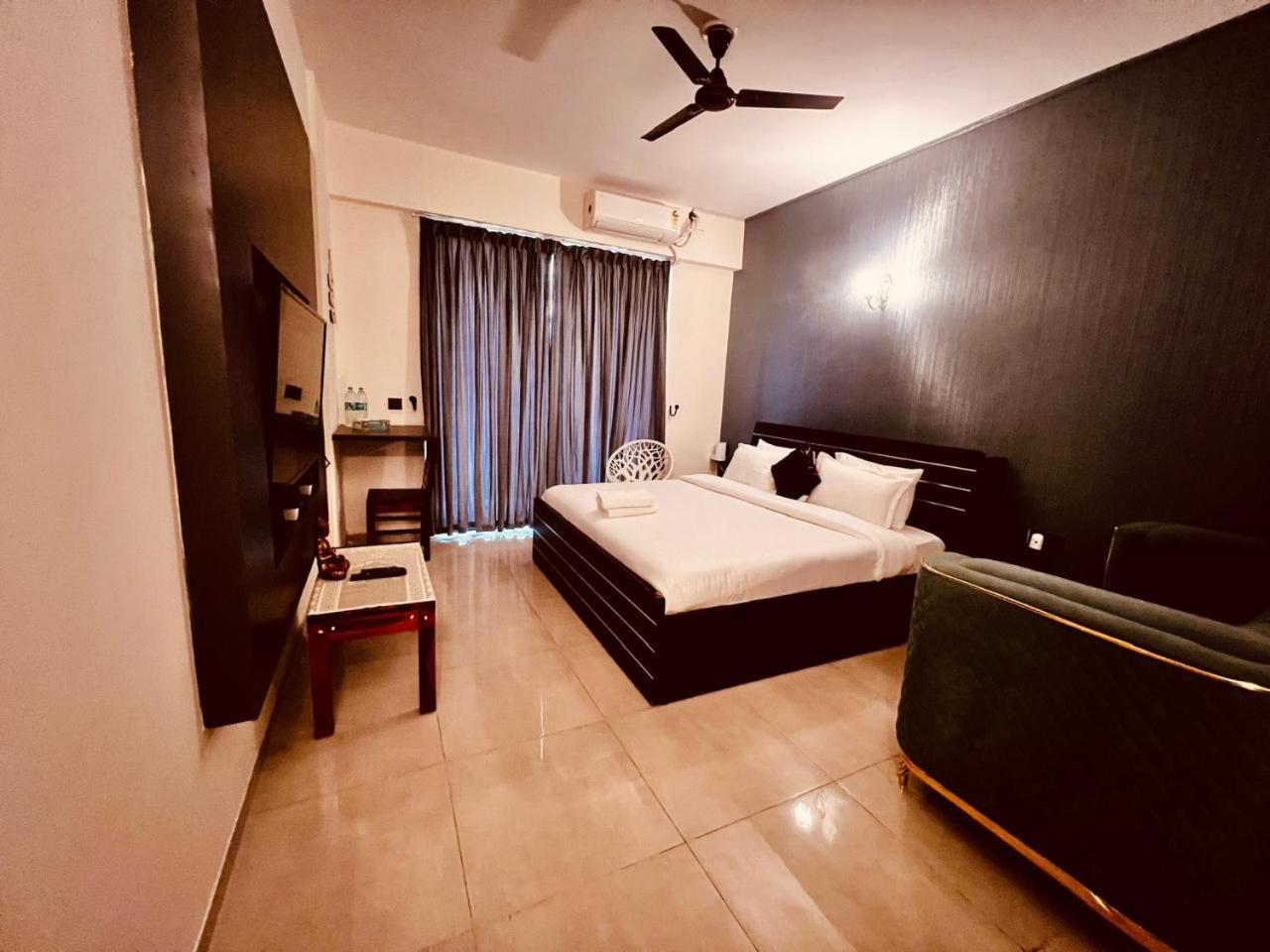 Apartment Blanca Lucknow