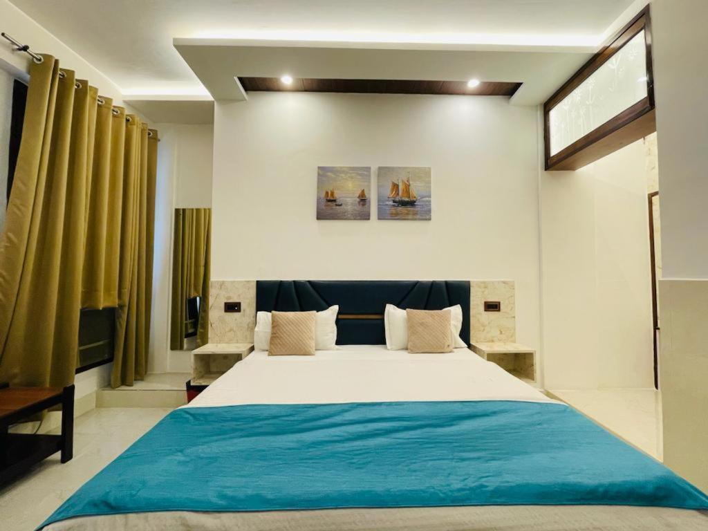Dileep42 3* Lucknow