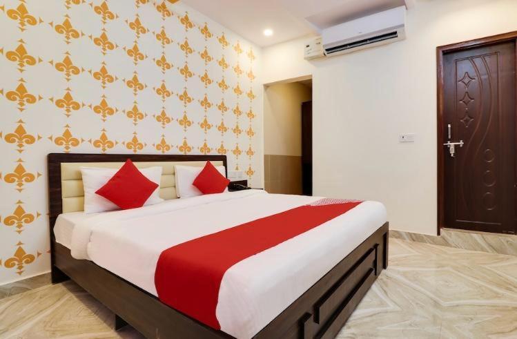 Hotel Karuna International Lucknow