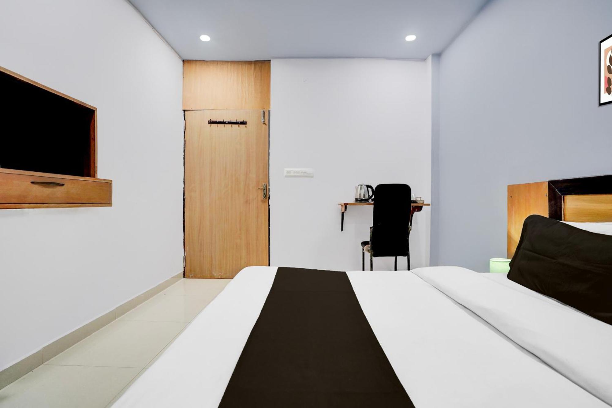 Hotel Super O Gomti Nagar Near Amity Formerly Apple