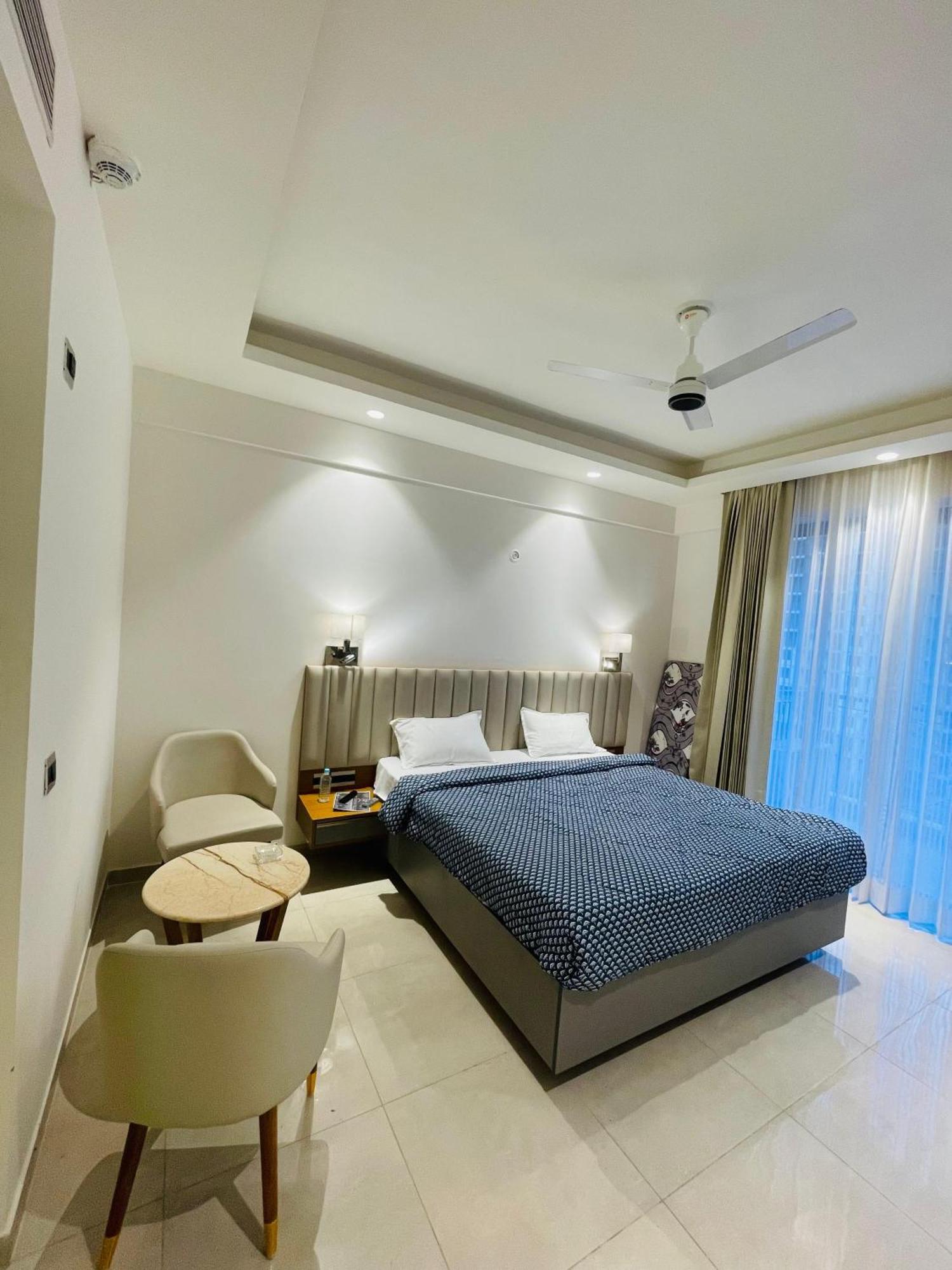 Hotel Regal Lucknow