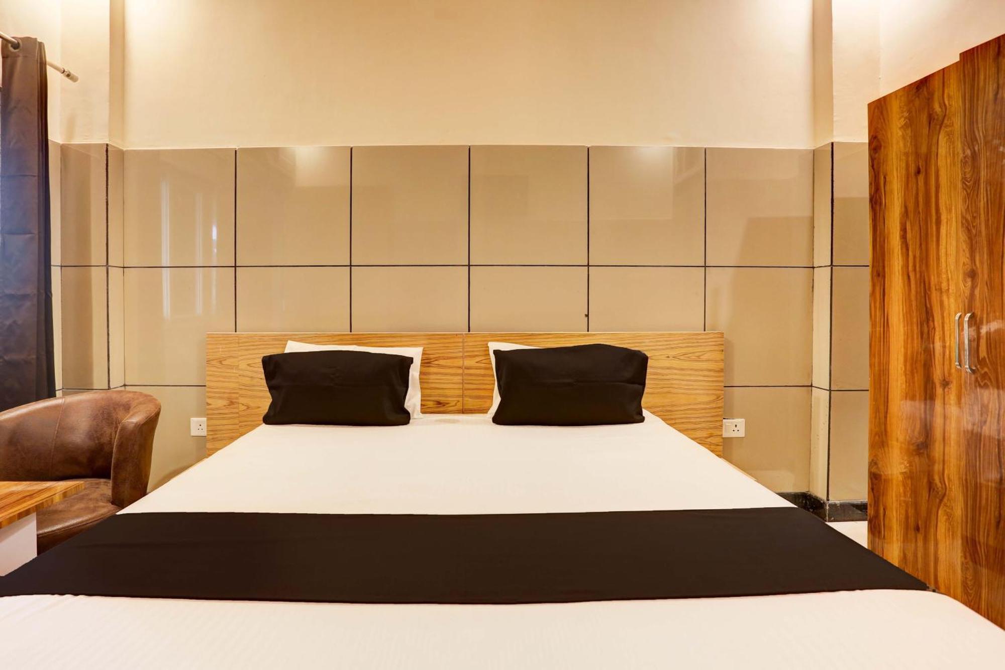 Hotel O 7 Lucknow