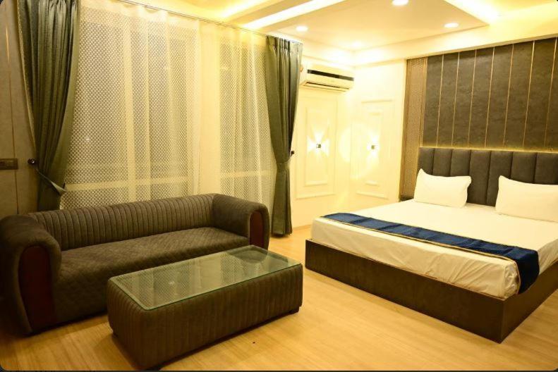 Fellafoot - Premium Apartments-royale * Lucknow