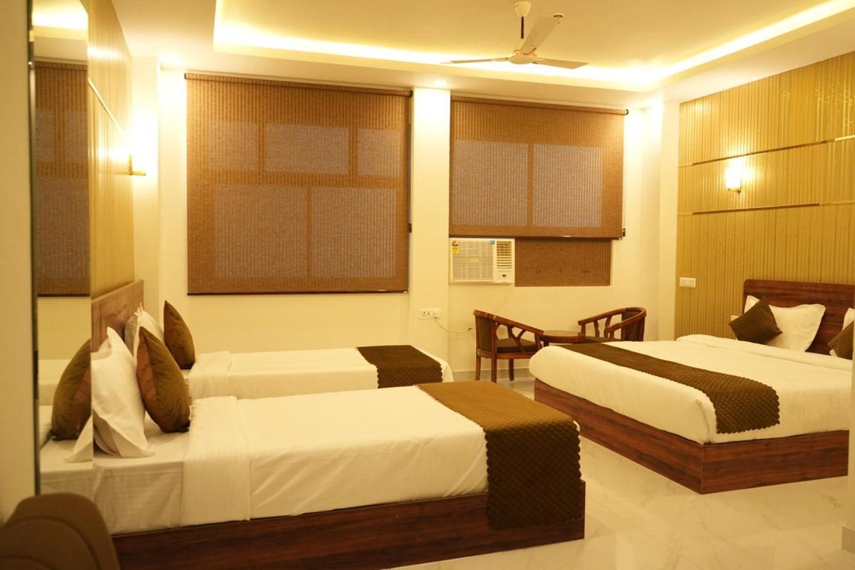 Hotel Golden Palace 3*