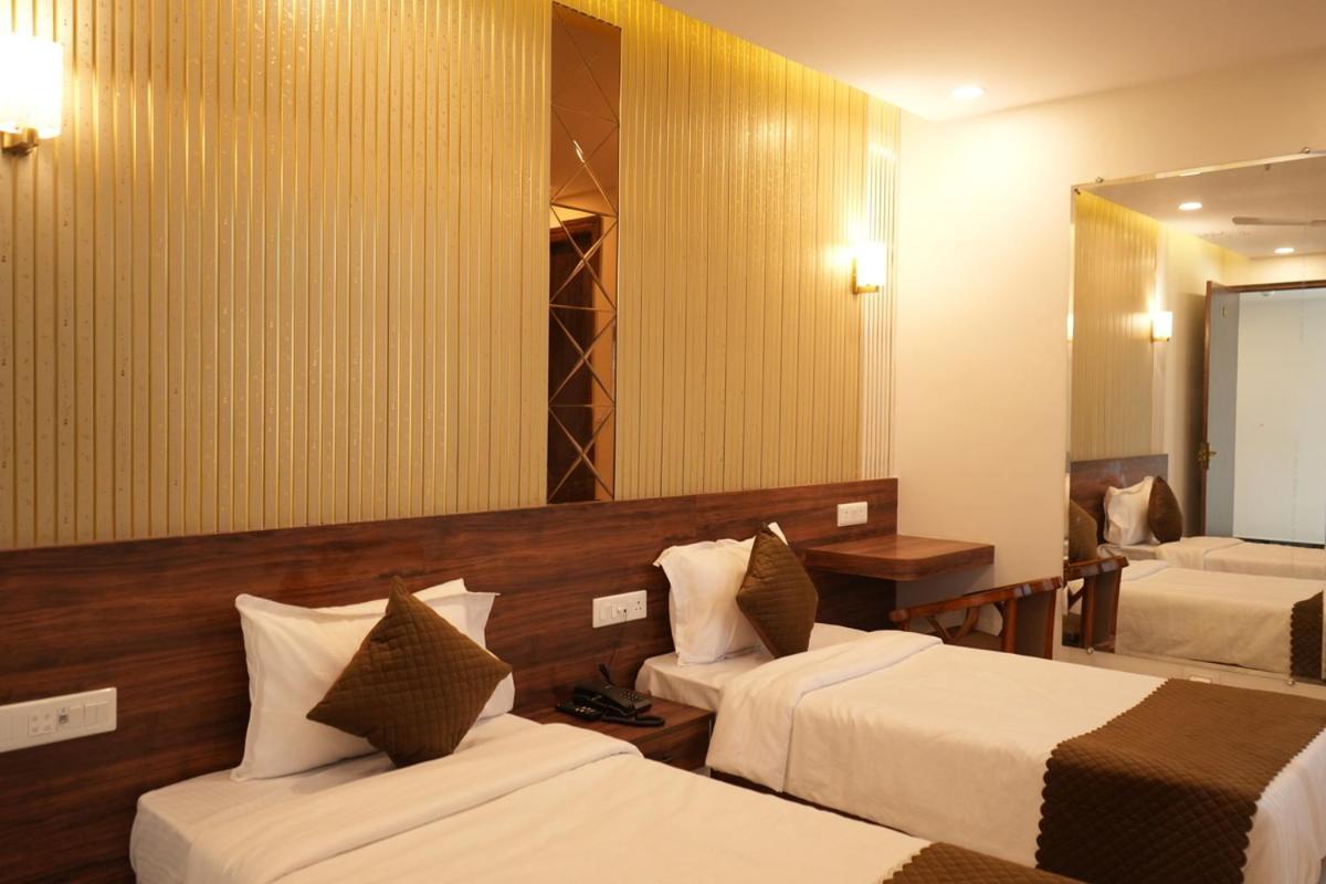 Golden Palace Hotel Lucknow