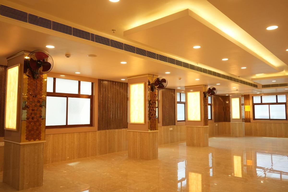 Golden Palace Hotel
