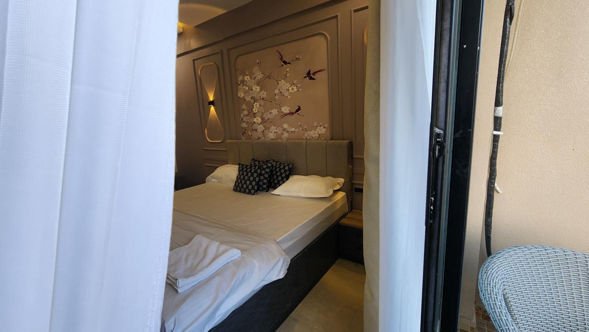 Zuzustay Apartment *