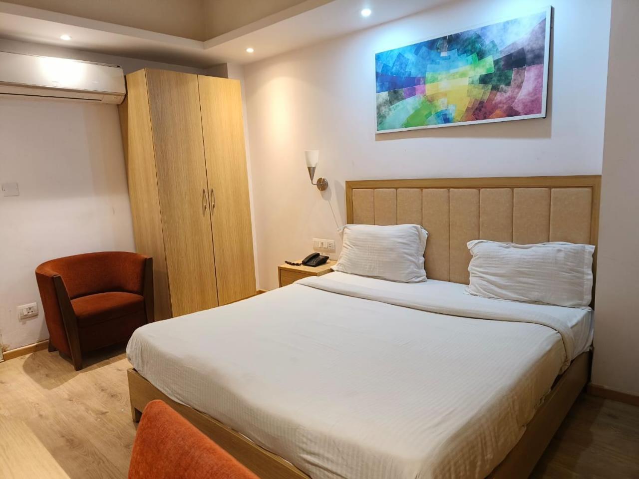 Hotel Surya Lucknow