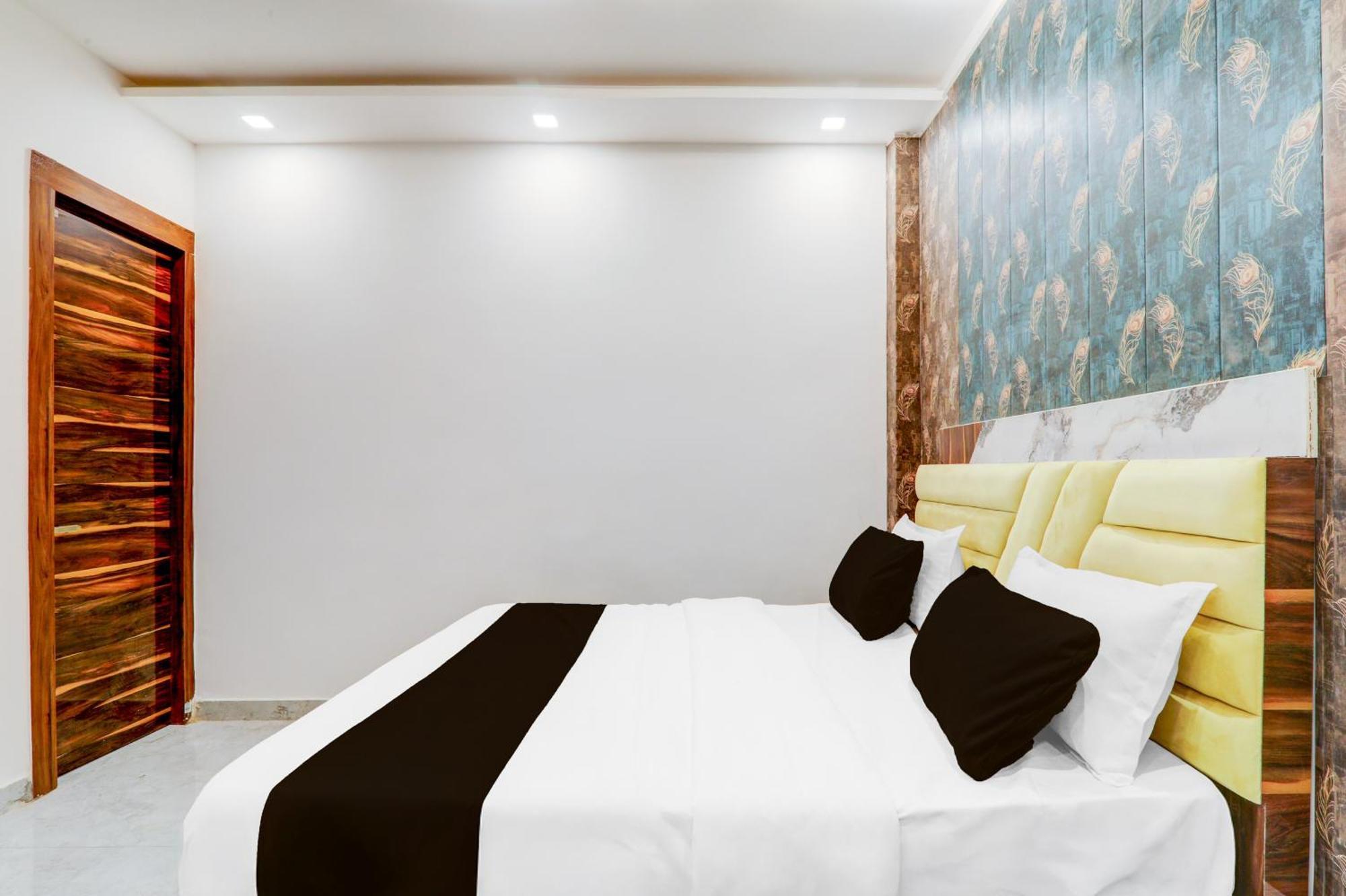 O Ishan Hotel Lucknow