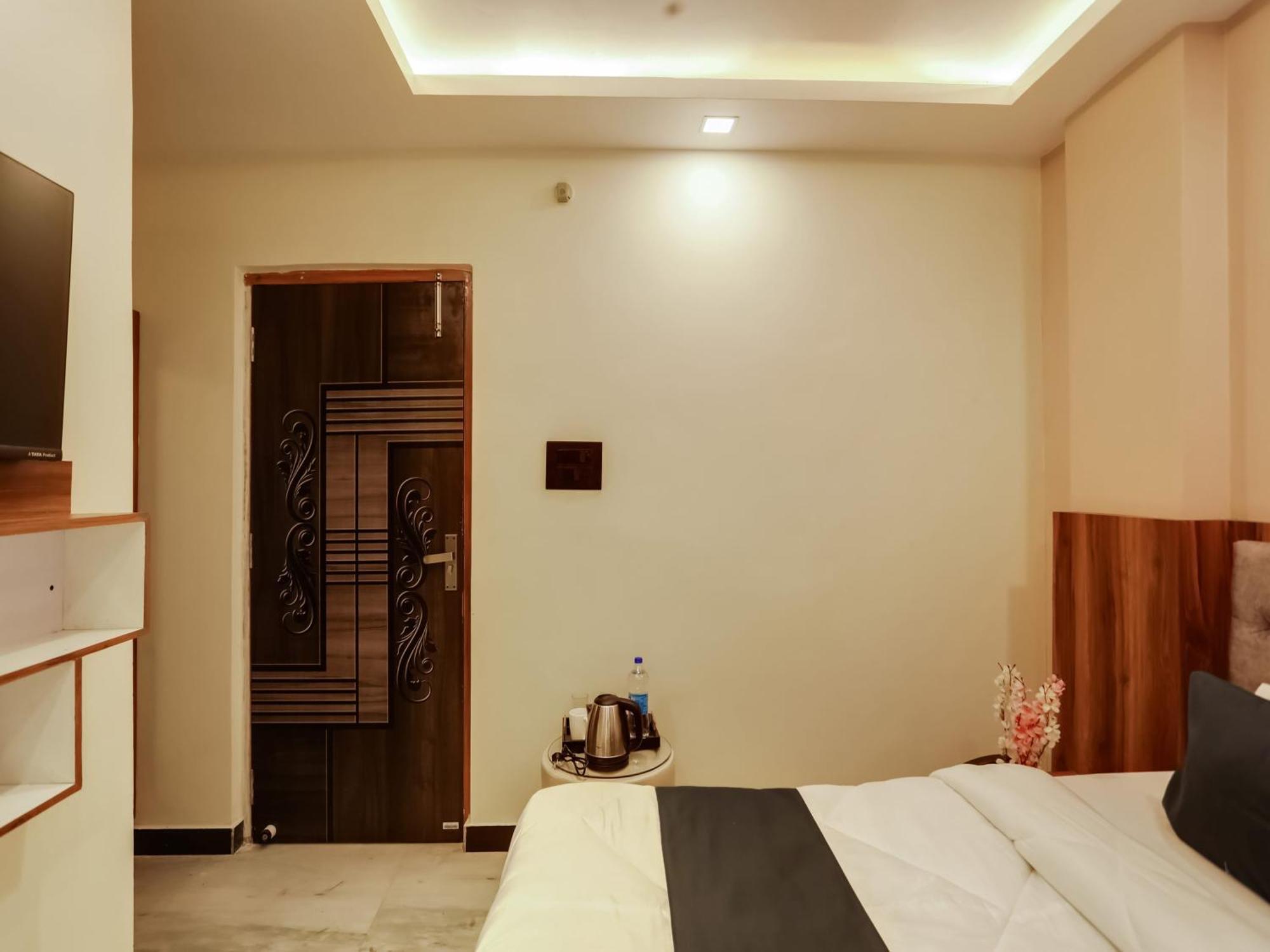 Hotel O Parth Lucknow