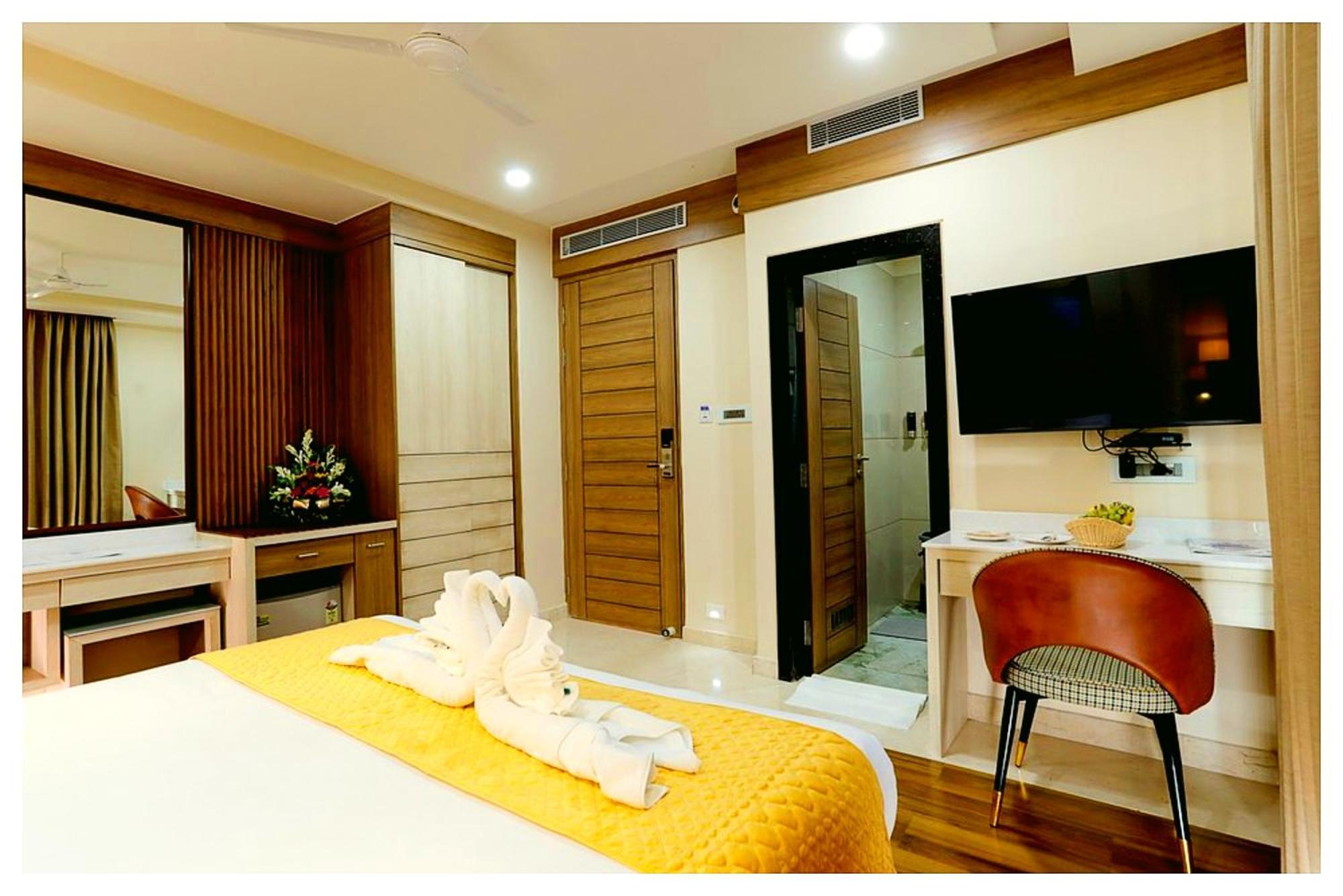 Kasha Palace Premium Near Railway Station And Bus Stand- A Premium In 4*