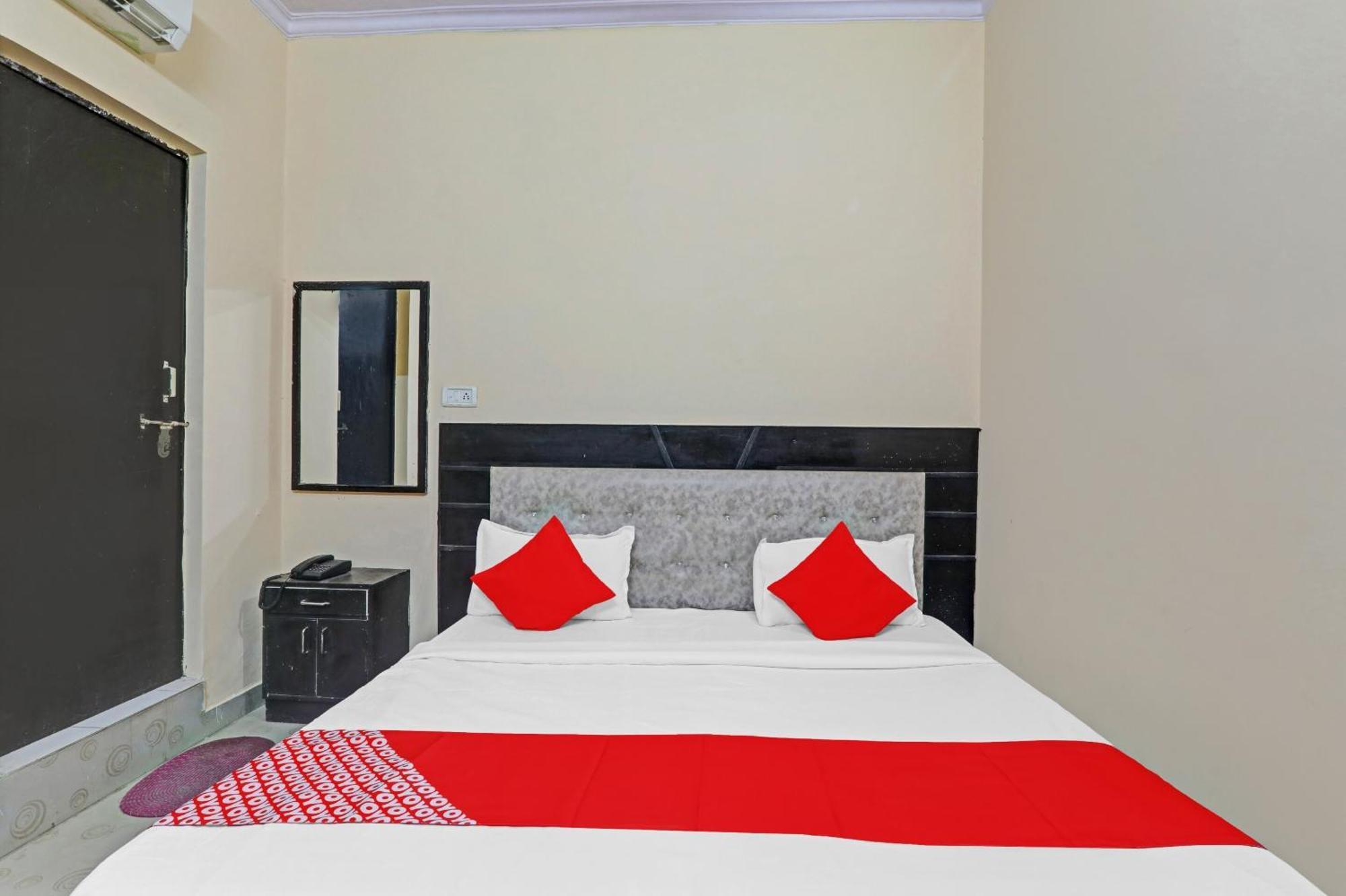 O Four Square 4* Lucknow