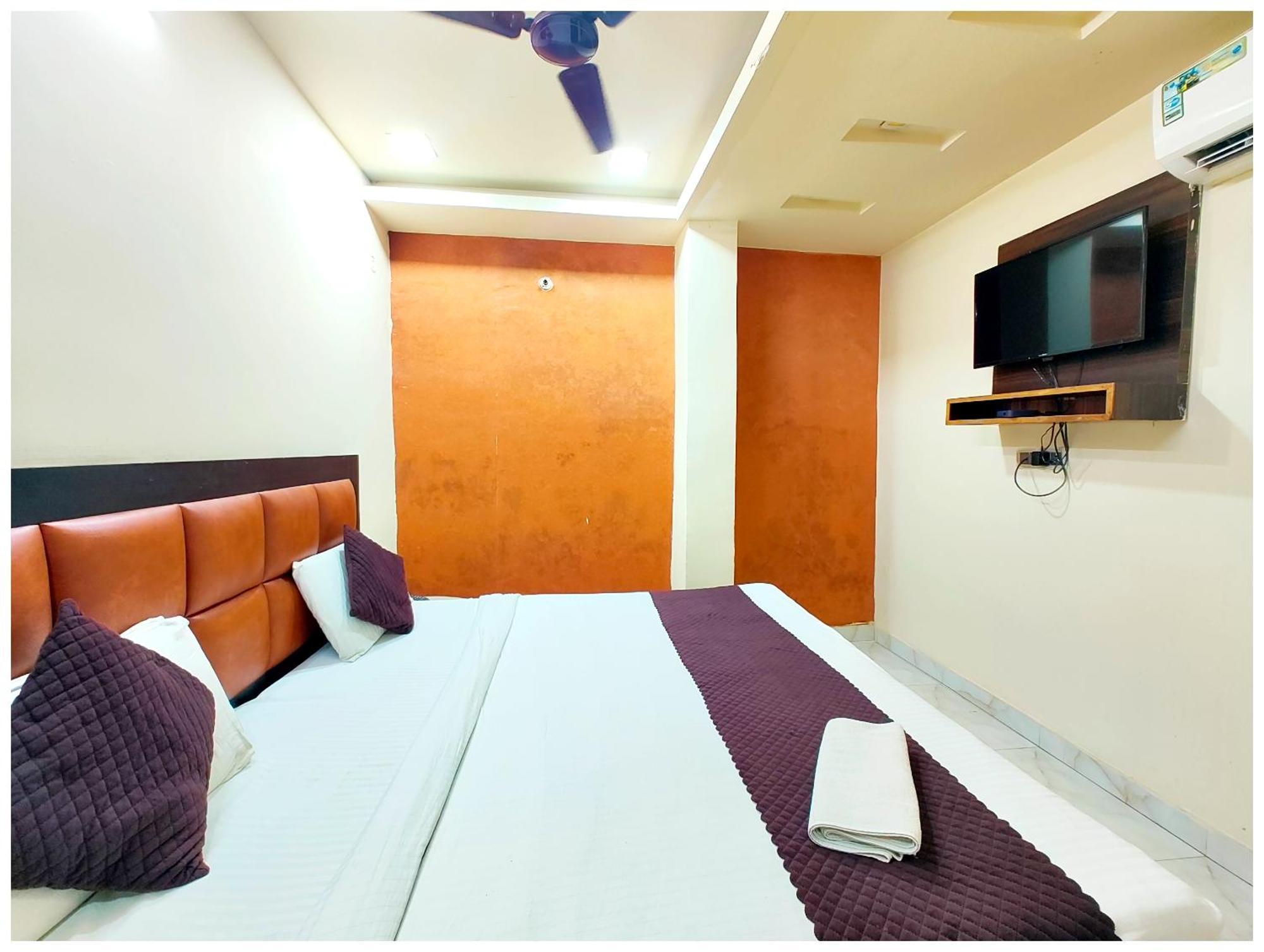Luxuary Kabir - Palace - Near Railway Station And Shiv Temple - A Luxuary In Hotel Lucknow