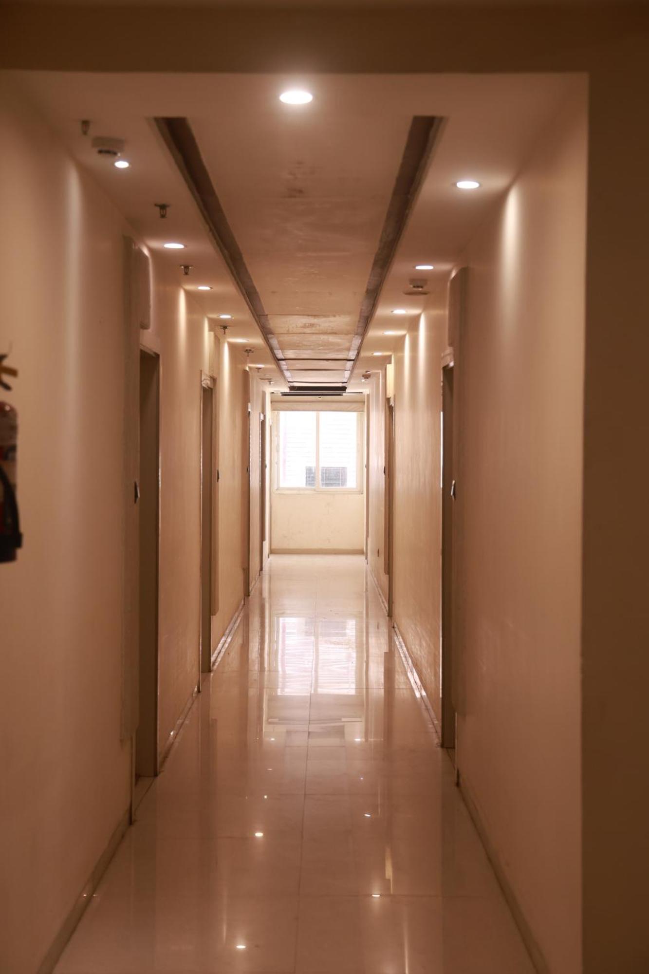 Hotel Sapna Clarks