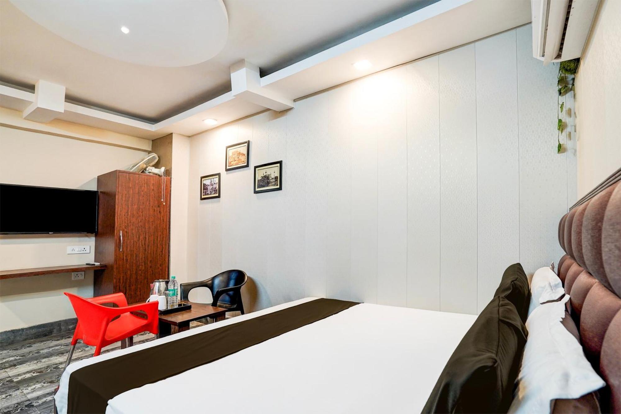 Hotel O Awadh Court Lucknow