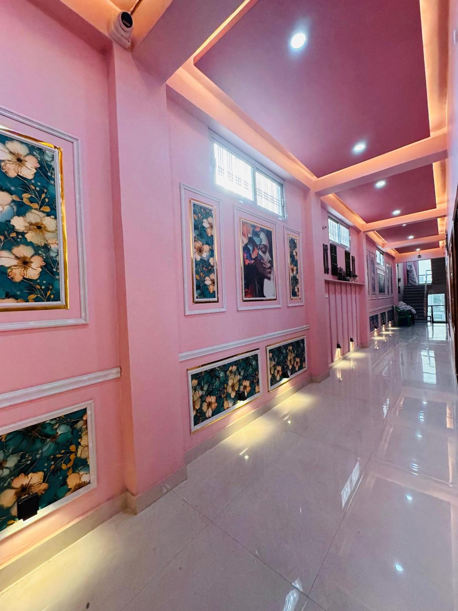 Airport Hotel
