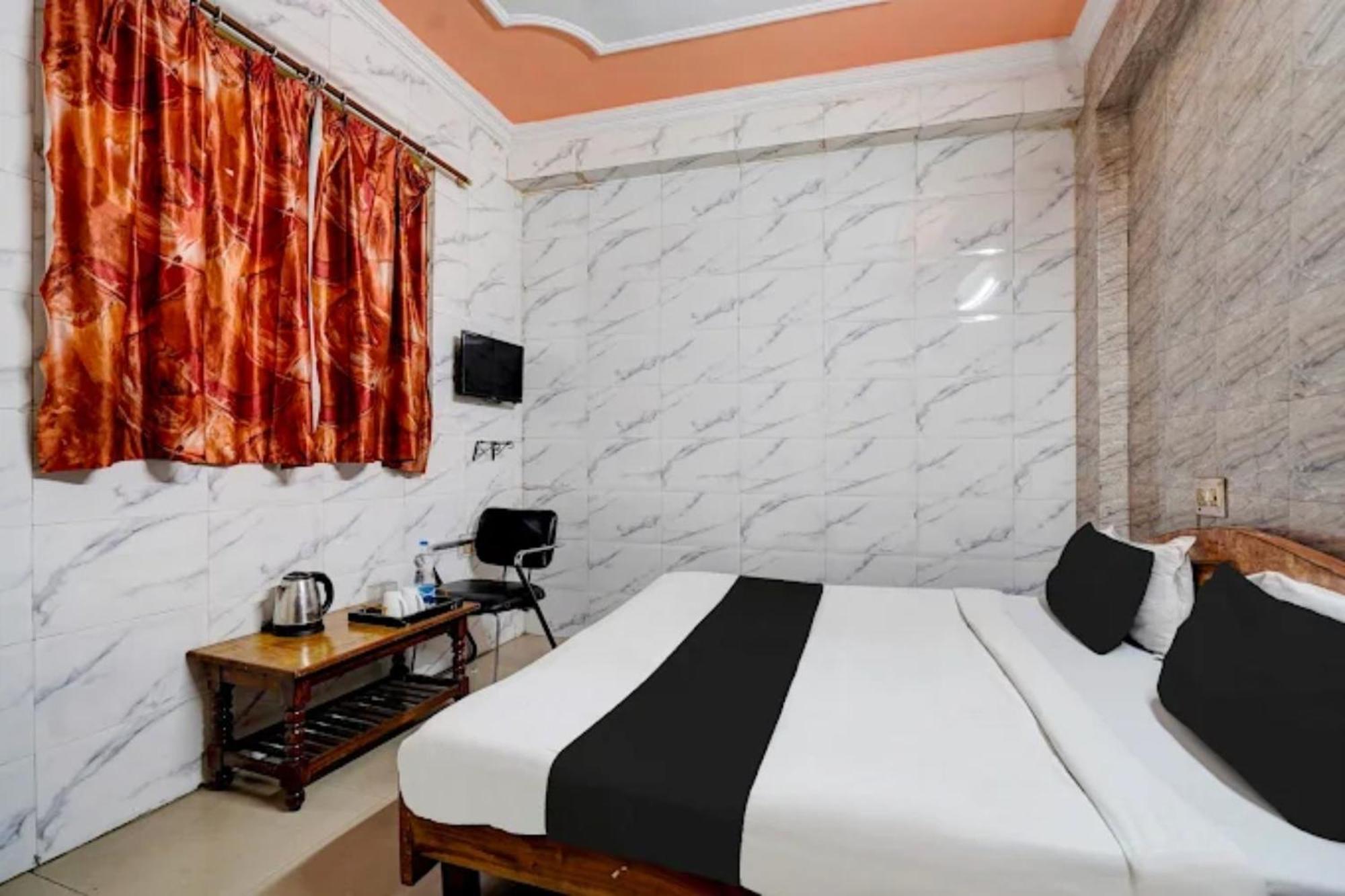 Hotel Mangalam Luxuary Near Railway Station - A Luxuary Lucknow