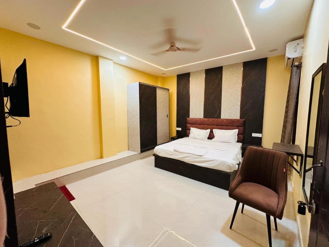 Airport Hotel 5*