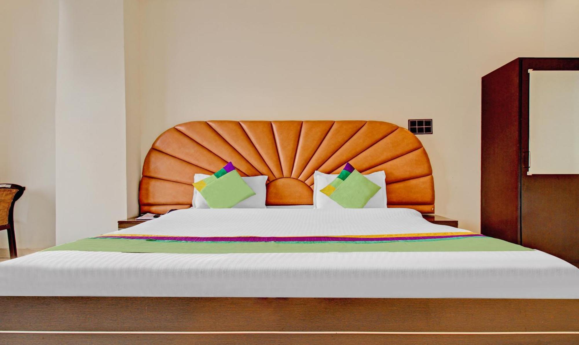 Hotel Treebo Silver Grand New Agreement 3*