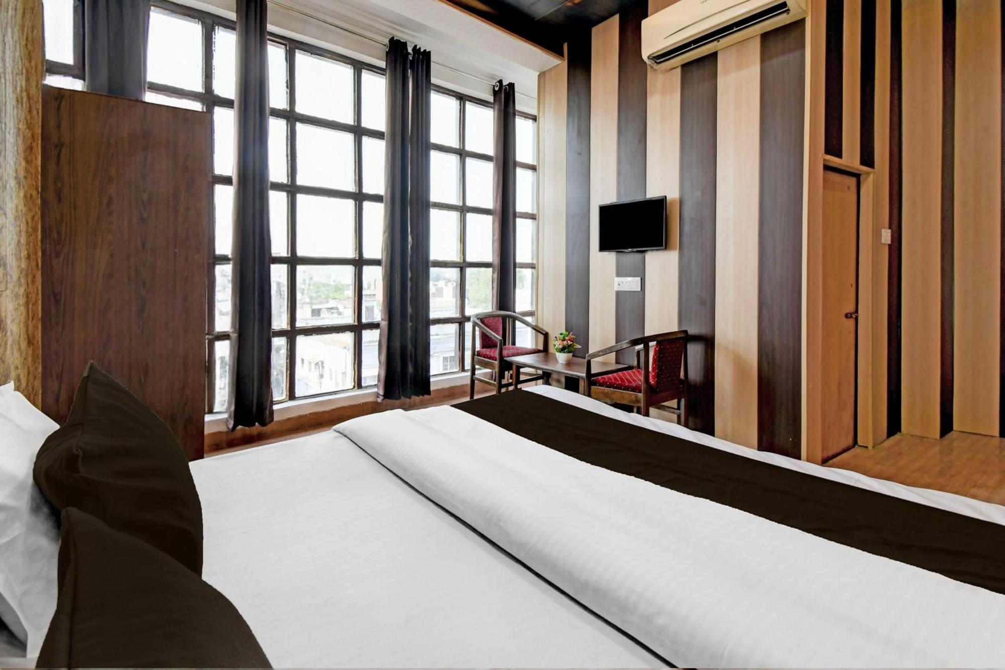 O Triveni Hotel