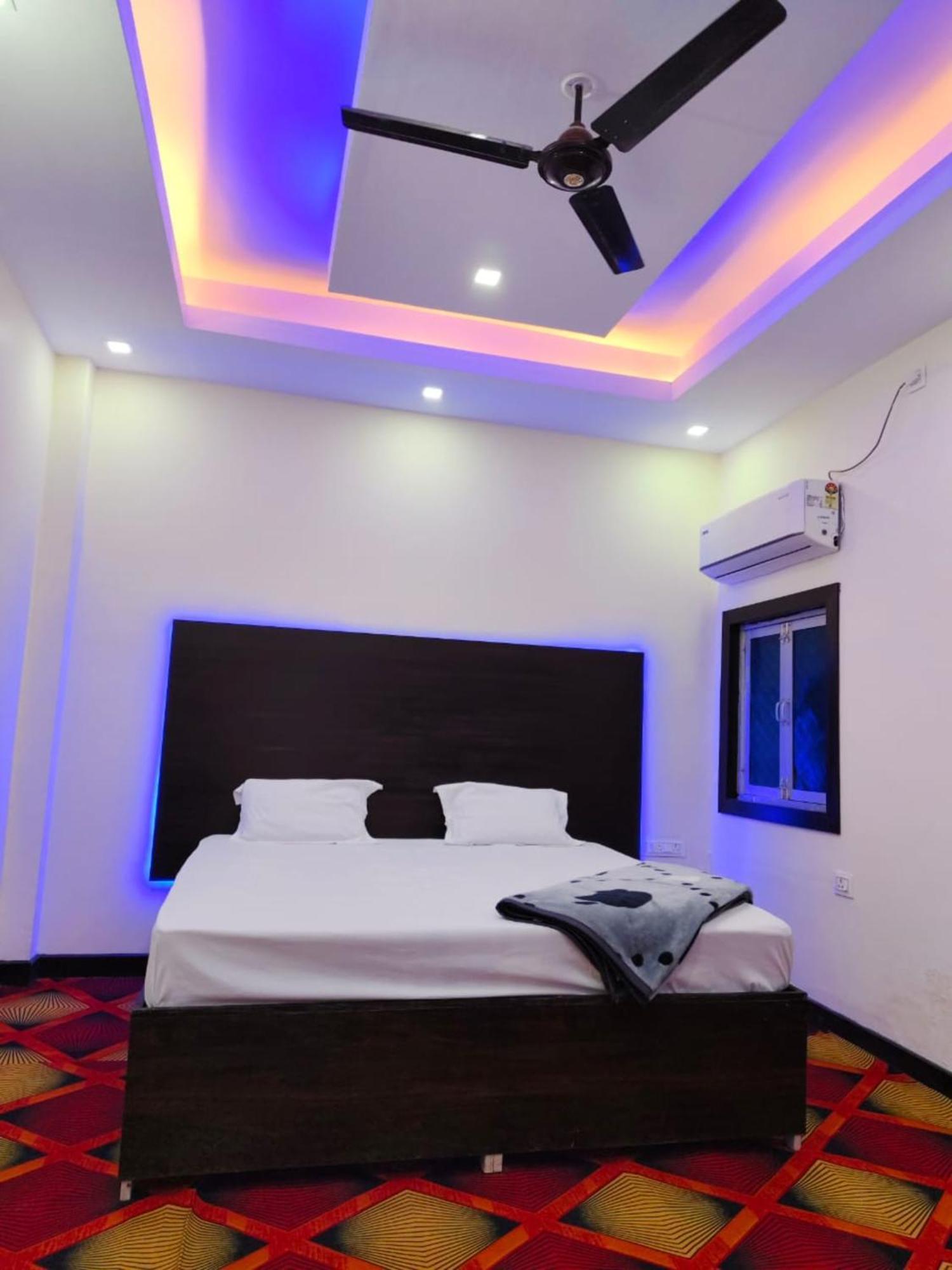 Sana ! - A Budget And Banquet Hall In Hotel