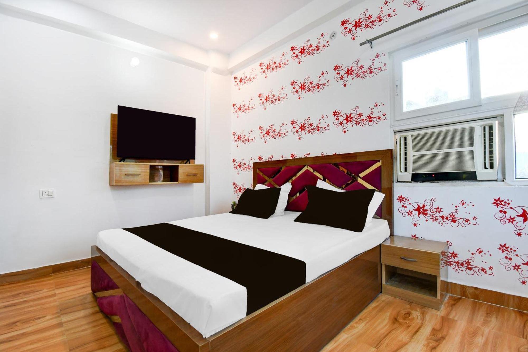 Hotel O Shivam And Lucknow