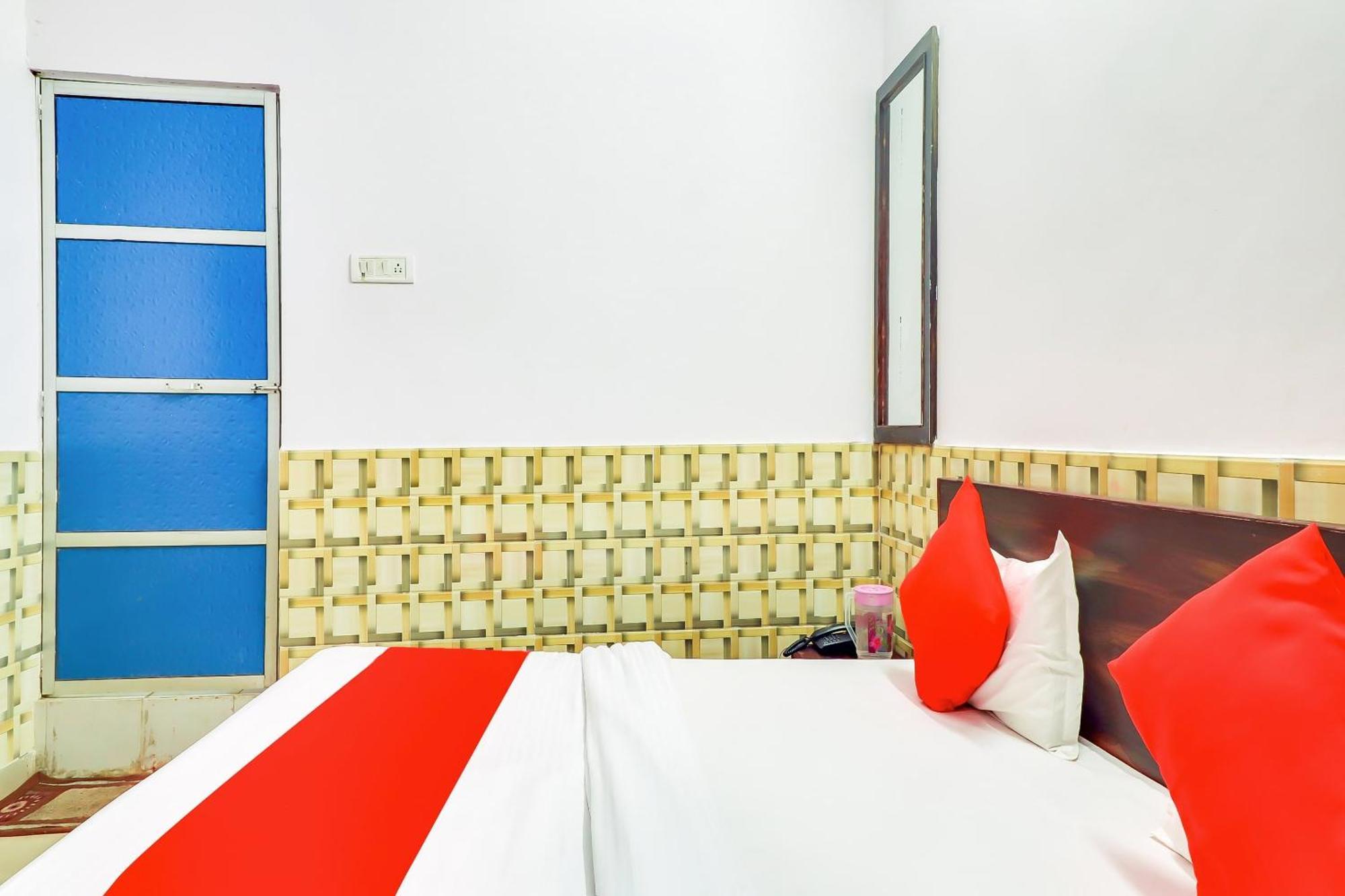 O Dolphin Hotel 3*