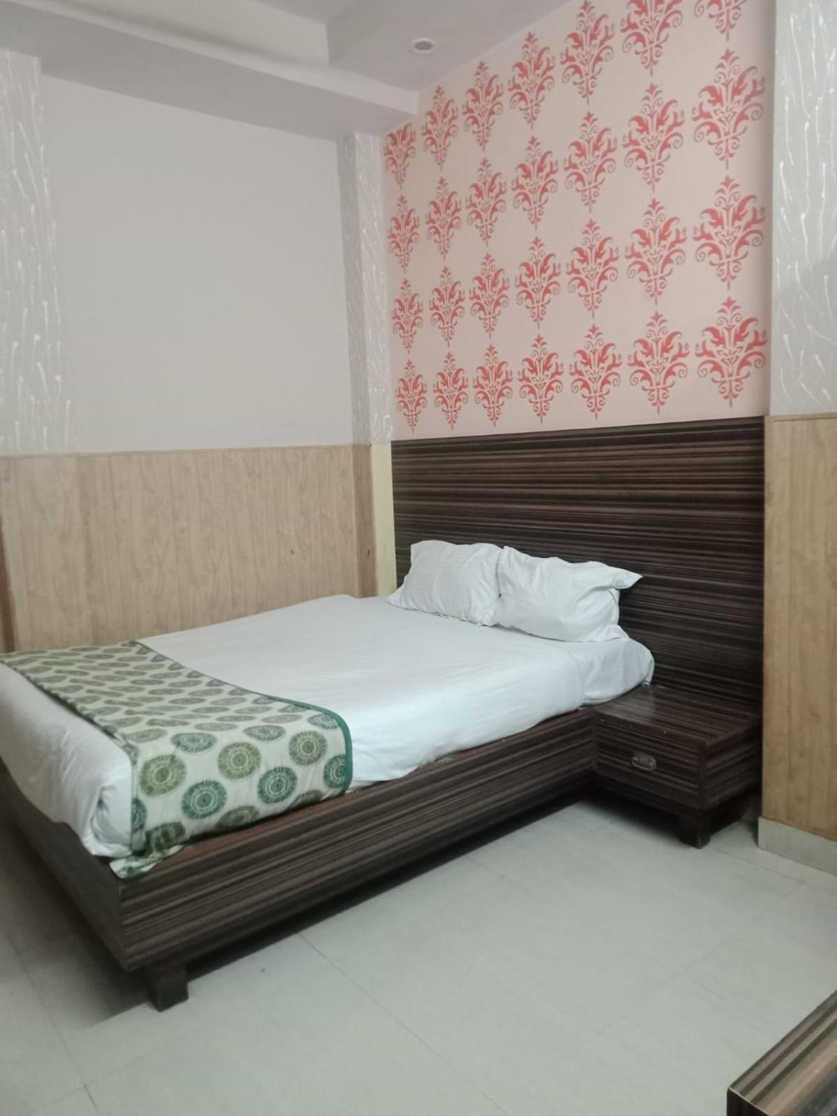 Hotel Atithi Residency Lucknow