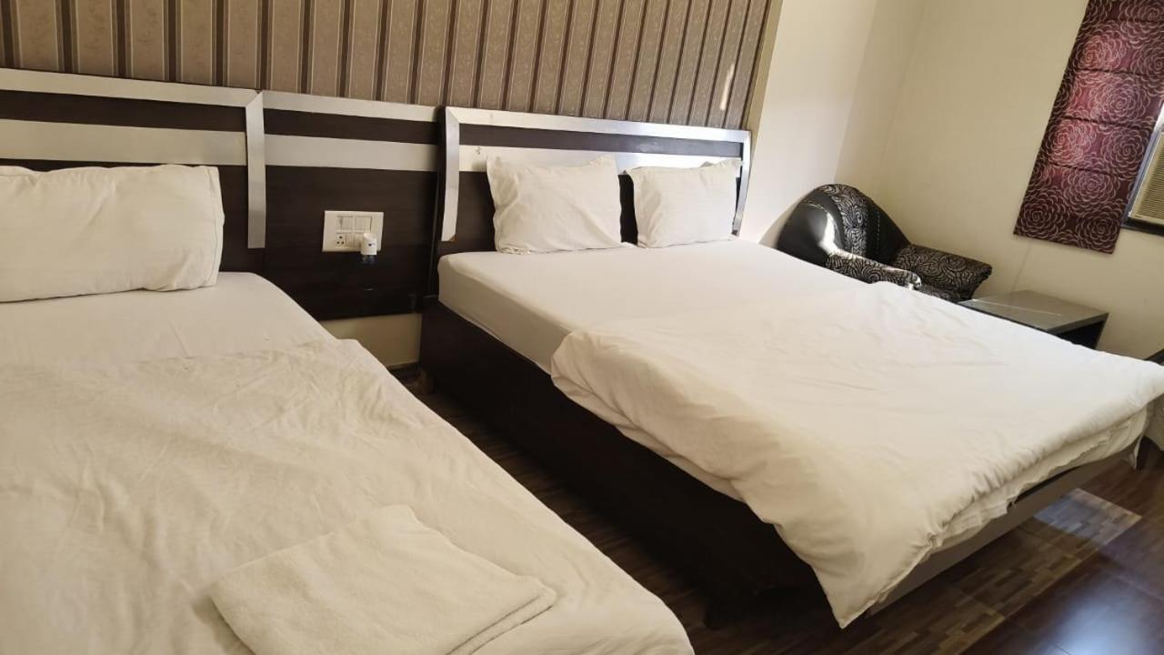 Hotel Shimla 3*