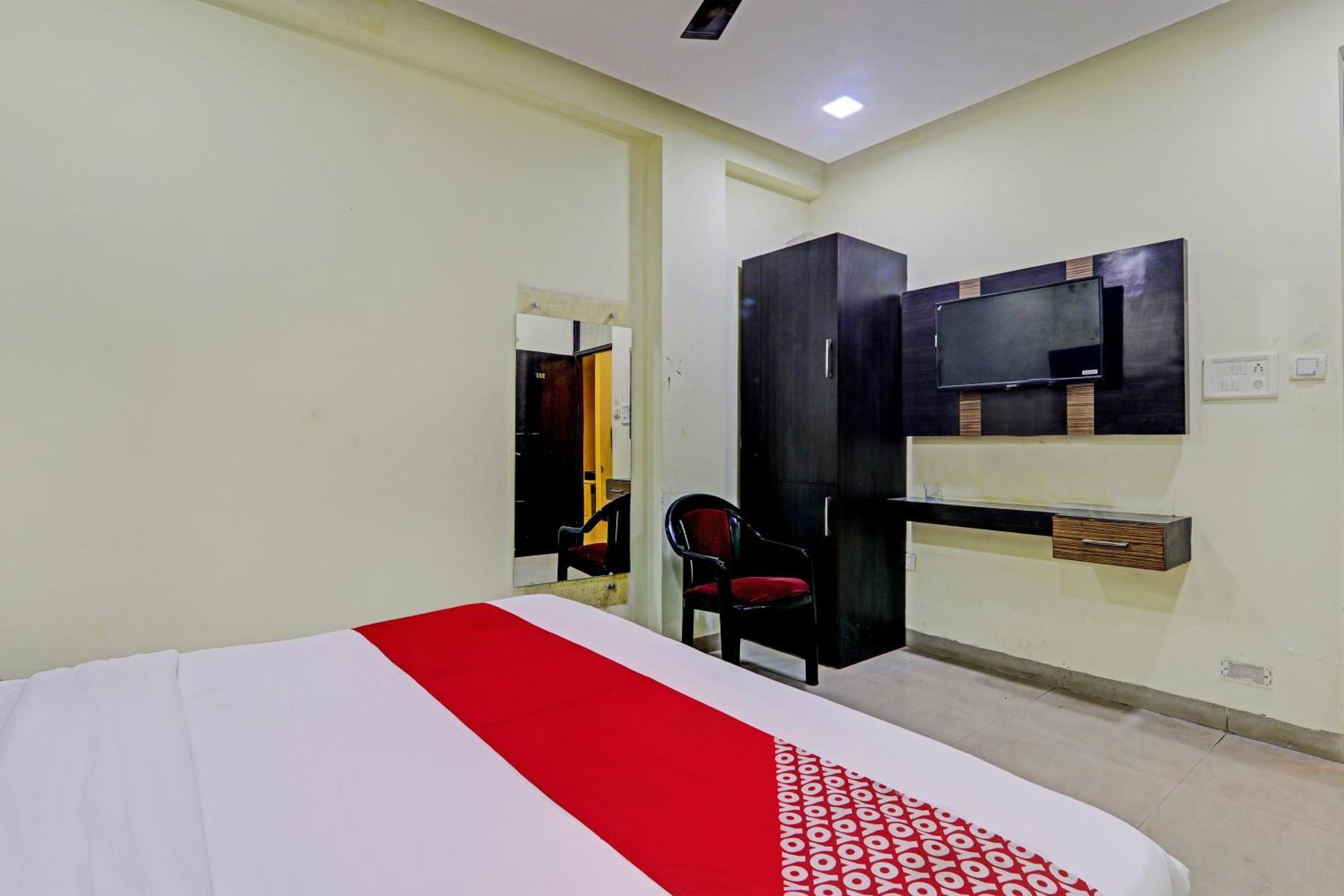 Elegant Classic Hotel Lucknow