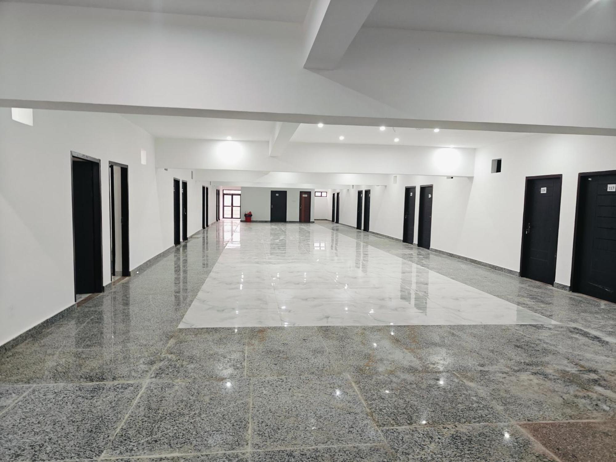 Budget Ac Near Iim College Guest house *