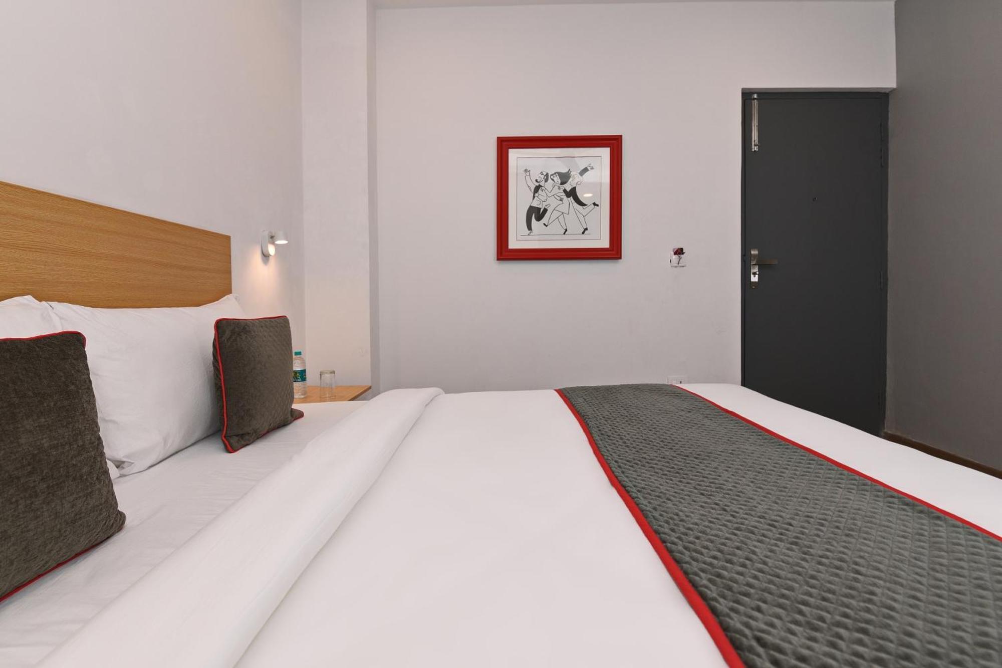 Townhouse Function Near Chaudhary Charan Singh International Airport 4* Lucknow
