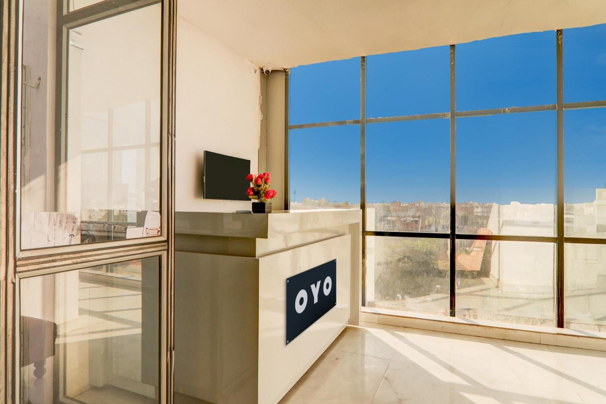 O The Urban And Banquet Hotel