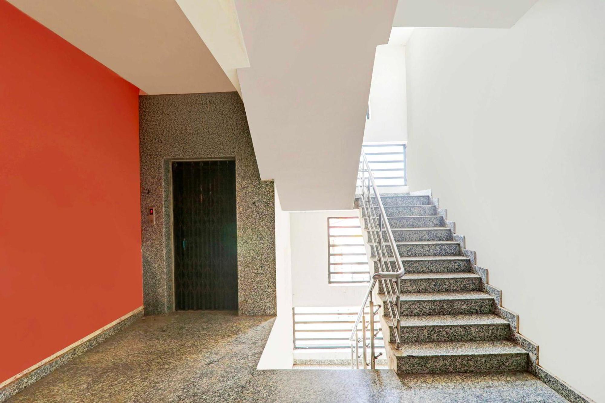 Hotel Collection O Jankipuram Sahara State Formerly Basera Homes Lucknow