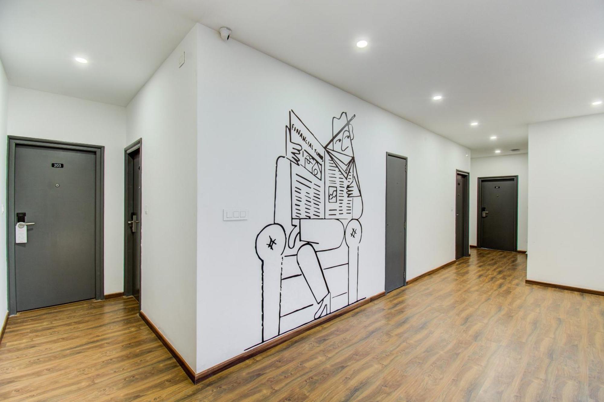 Super Townhouse Ekana Hotel 4*