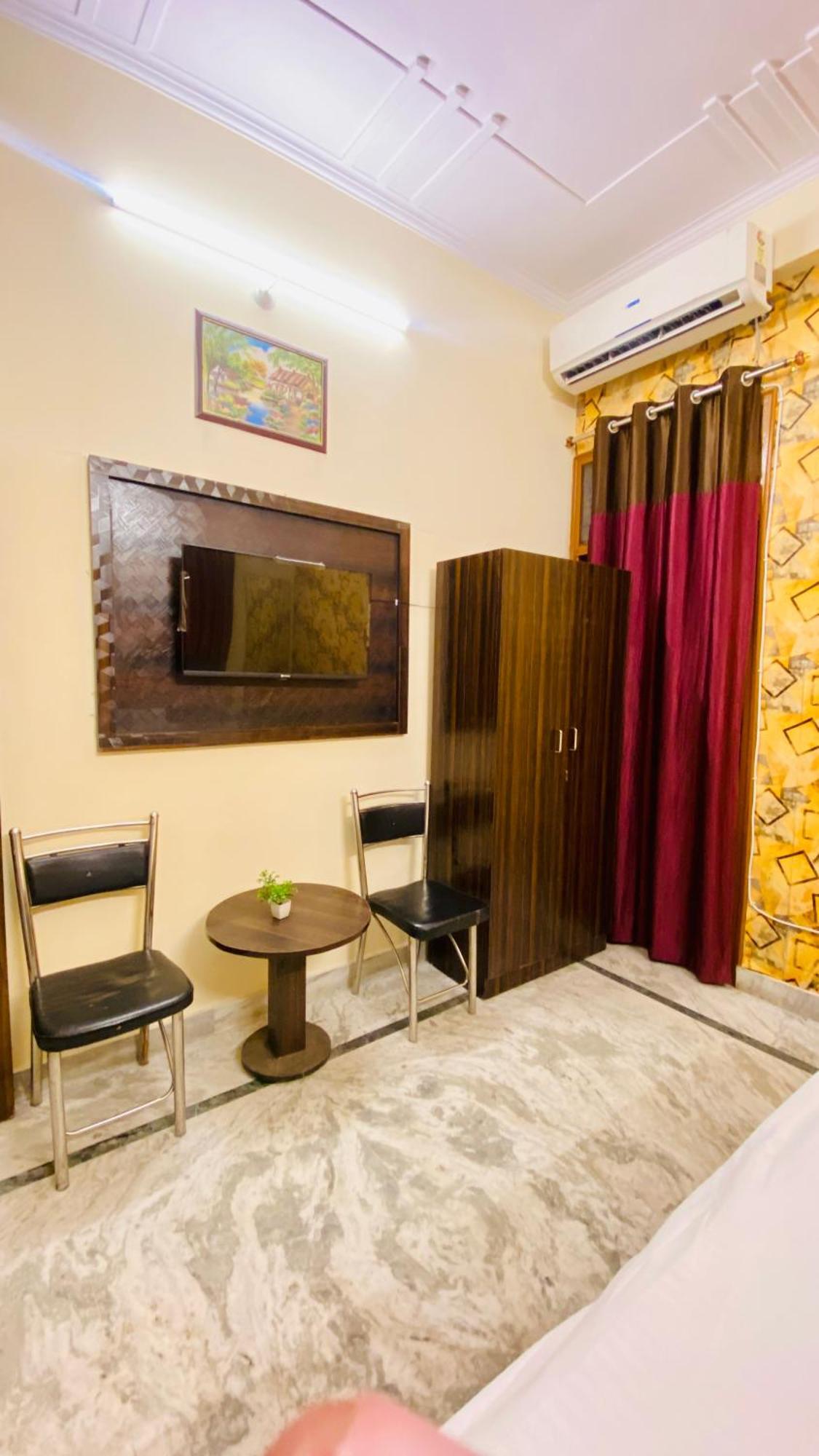 Prisha Inn Hotel Lucknow