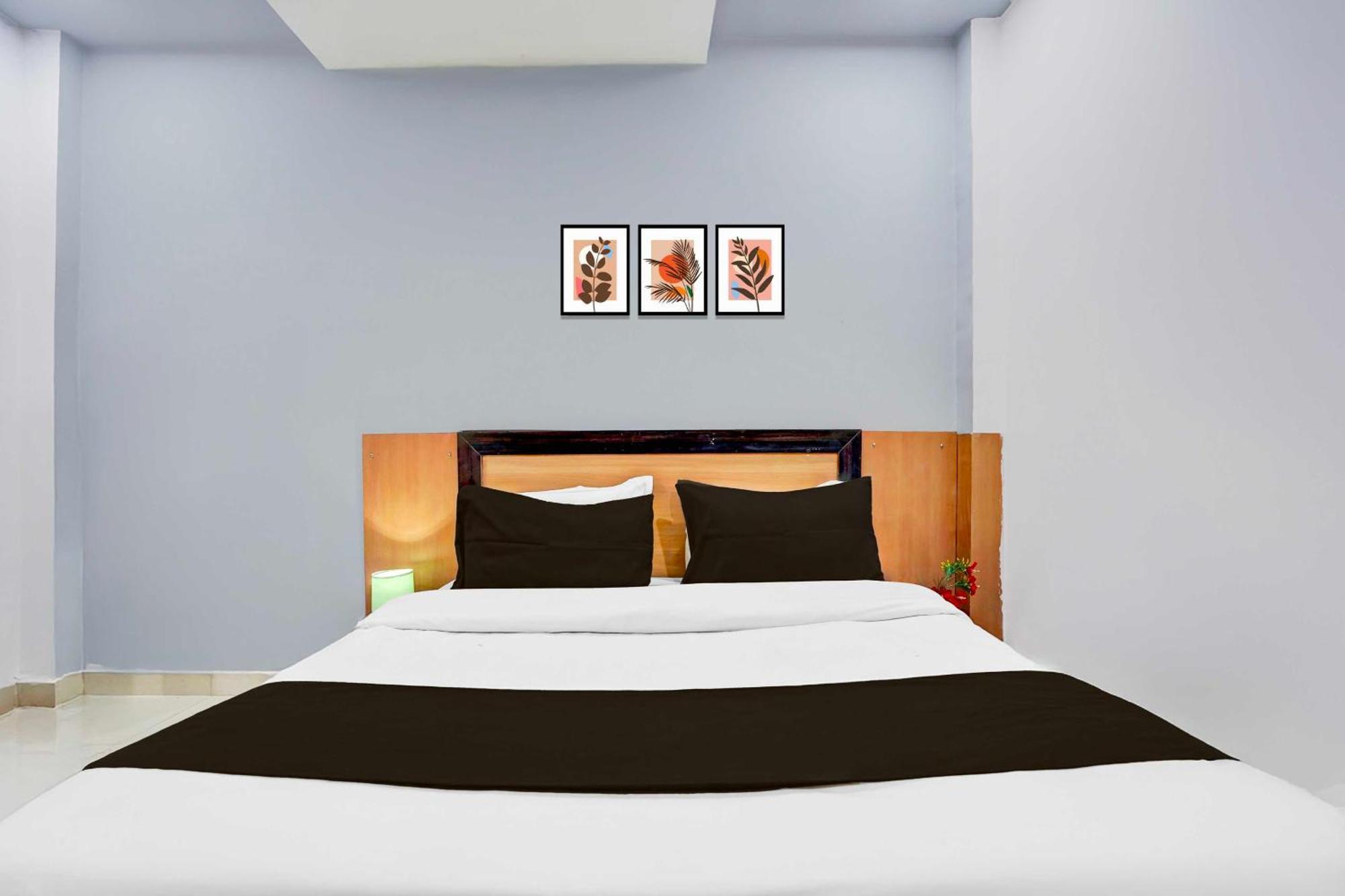 Collection O Gomti Nagar Near Amity 3* Lucknow