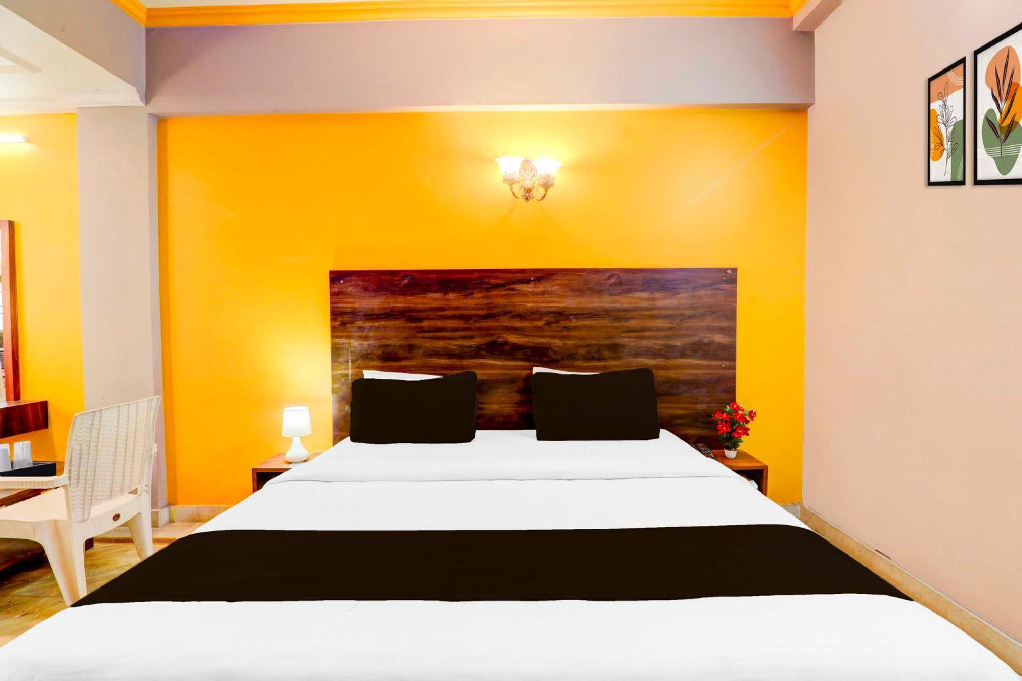 Hotel Collection O Insaf Nagar Munshipuliya Lucknow
