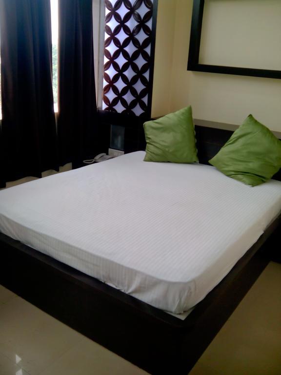 Hotel R K International Lucknow