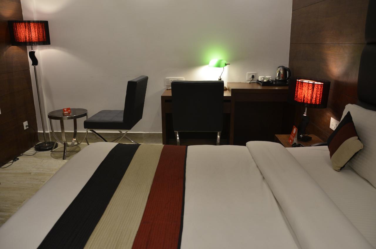Oyo 1358 Hotel Crossroad Lucknow