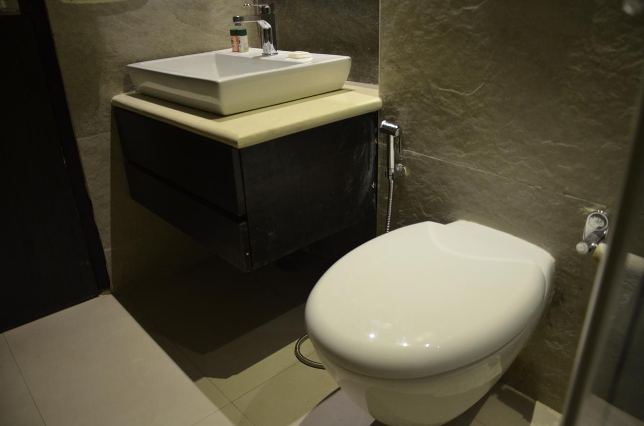 Oyo 1358 Hotel Crossroad 3*