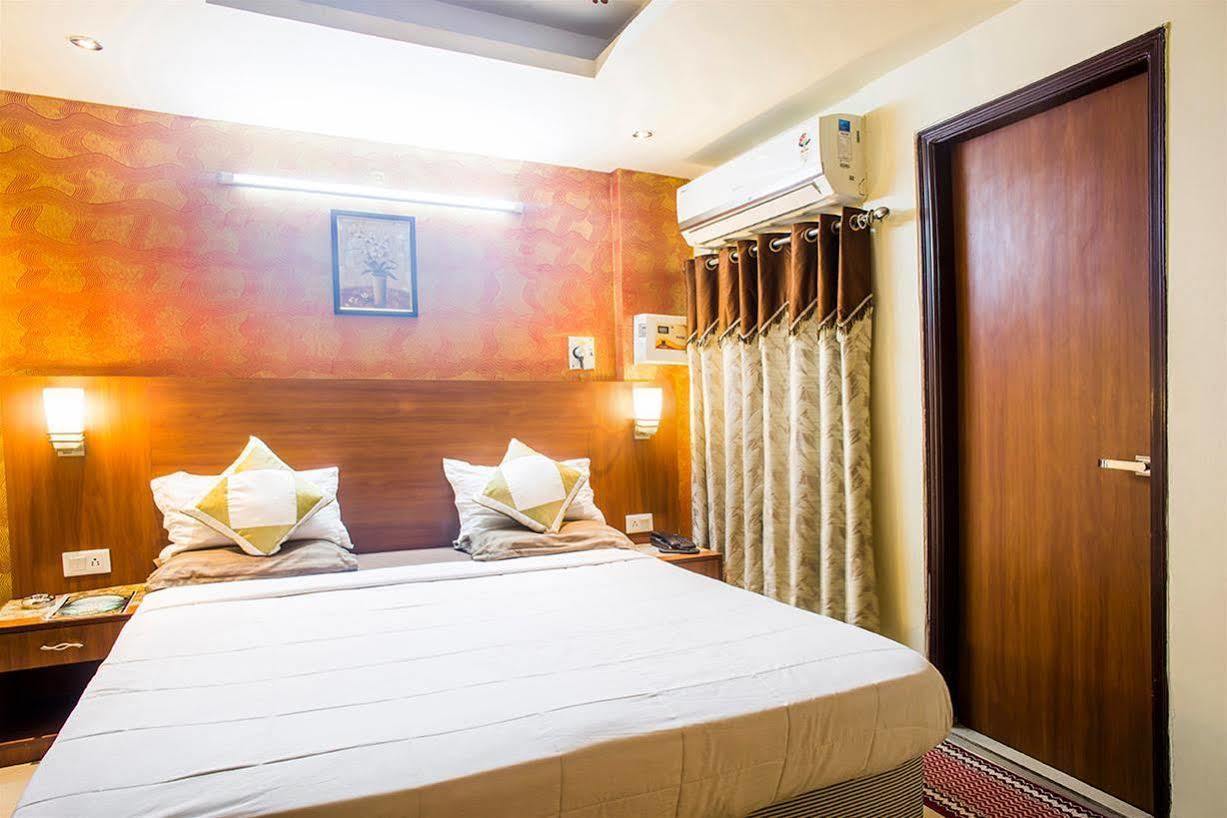 Hotel The President 2*