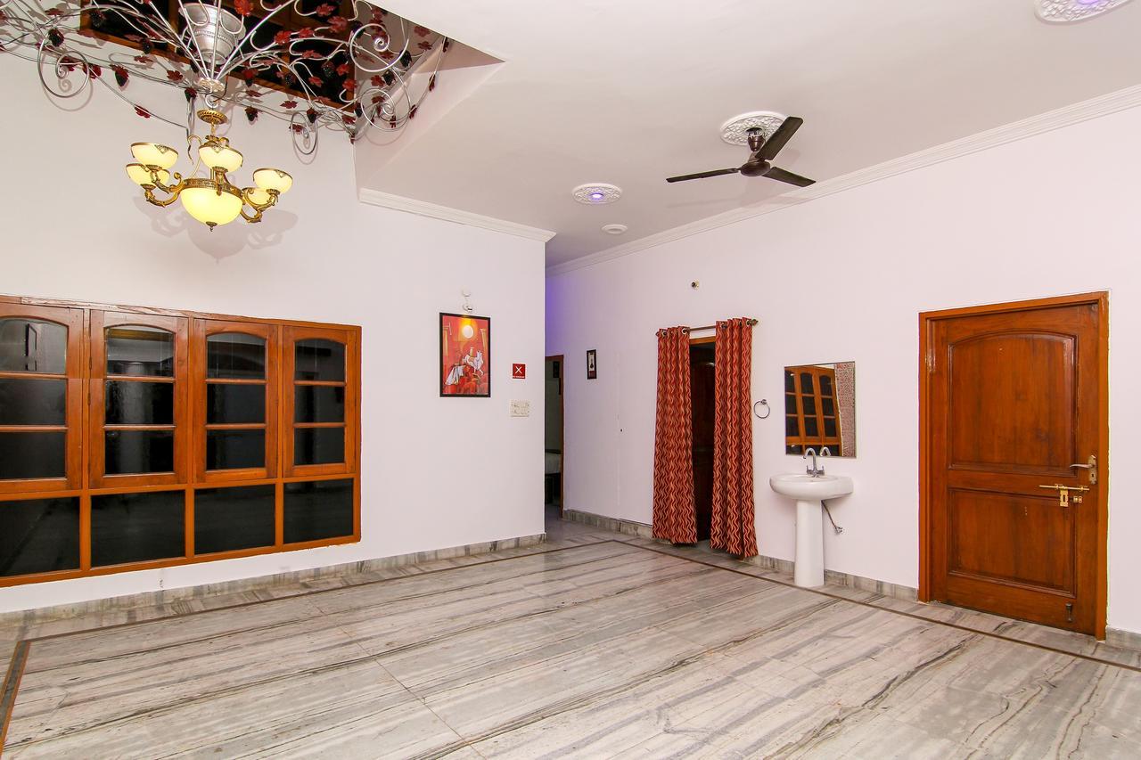 Hotel Oyo 12857 D Moon Star