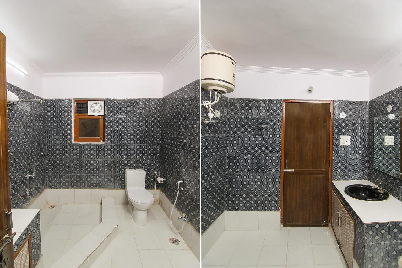 Hotel Oyo 12857 D Moon Star Lucknow