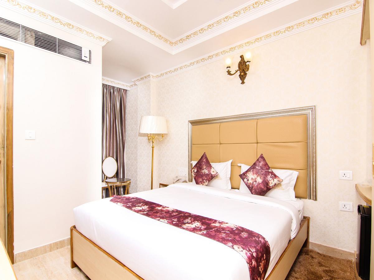 Hotel Galaxy Grand 4*