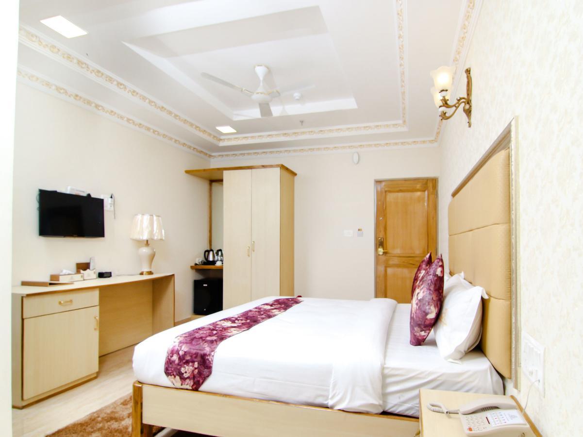 Galaxy Grand Hotel