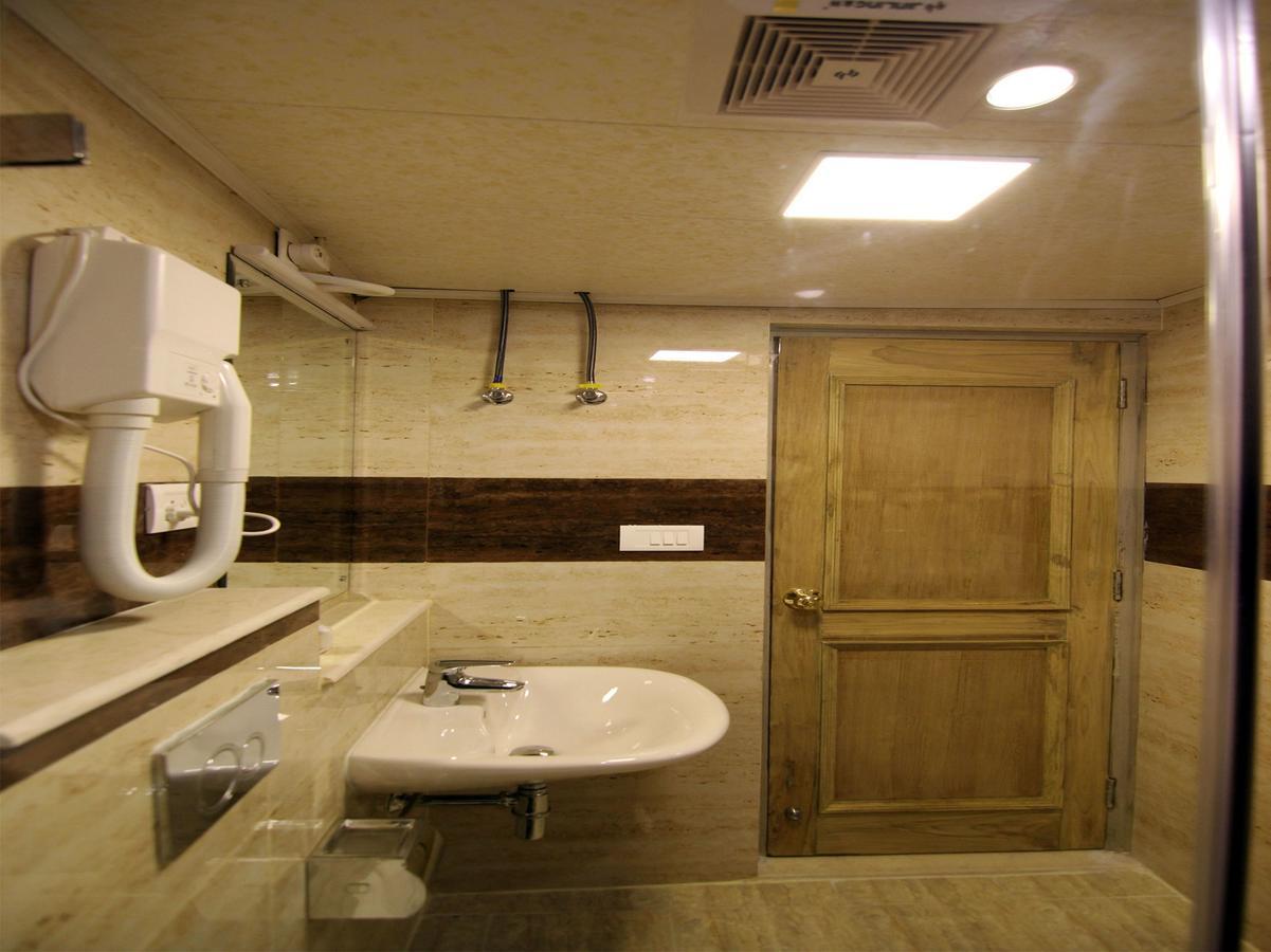 Hotel Galaxy Grand