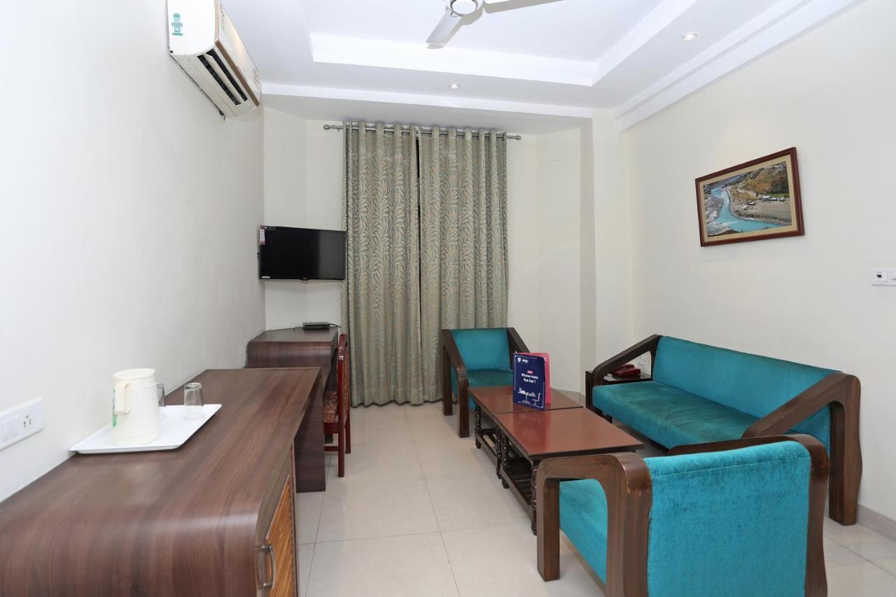 Bandhan Hotel