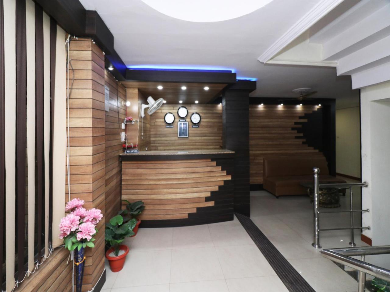 Hotel Oyo 23009 Maxx 3*