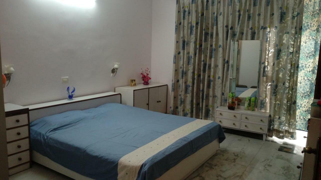Aadhaar Apartment *